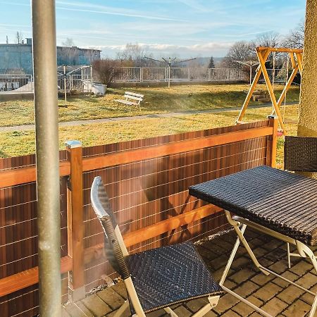 Schoene Wohnung, Eigene Terrasse, Privater Parkplatz, Wi-Fi, Waschmaschine, 3P Chemnitz Zewnętrze zdjęcie
