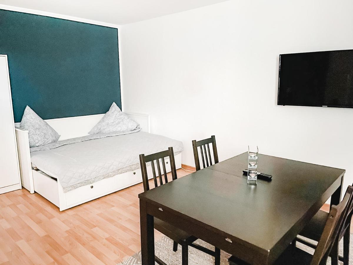 Schoene Wohnung, Eigene Terrasse, Privater Parkplatz, Wi-Fi, Waschmaschine, 3P Chemnitz Zewnętrze zdjęcie
